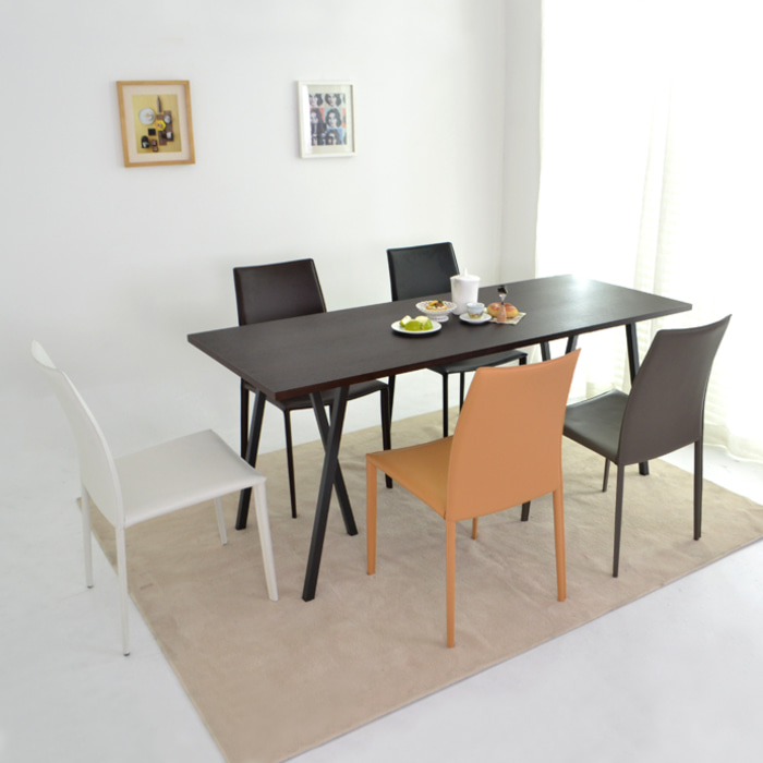 포룬 체어. Forun chair (크림오렌지)