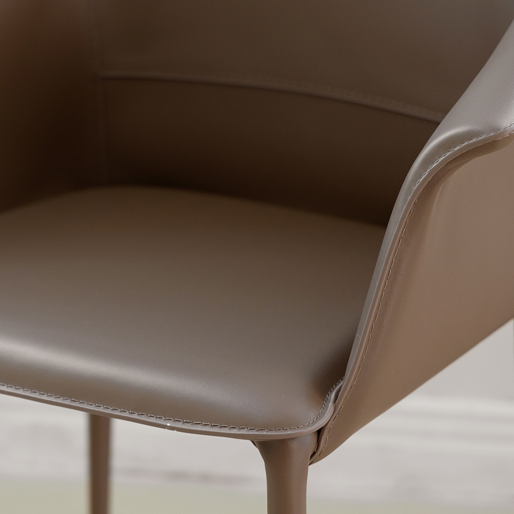 알리 암체어. Ali armchair