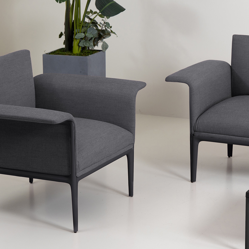 팜 암 소파. Fam Arm Sofa